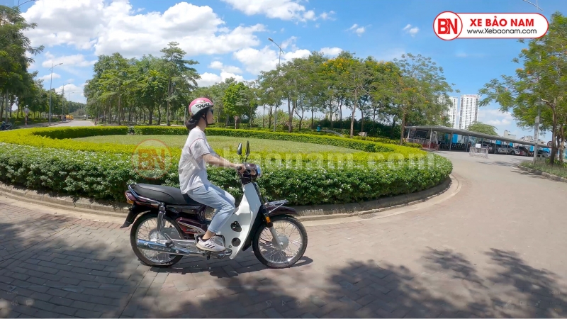 Xe máy Super Dream 50cc